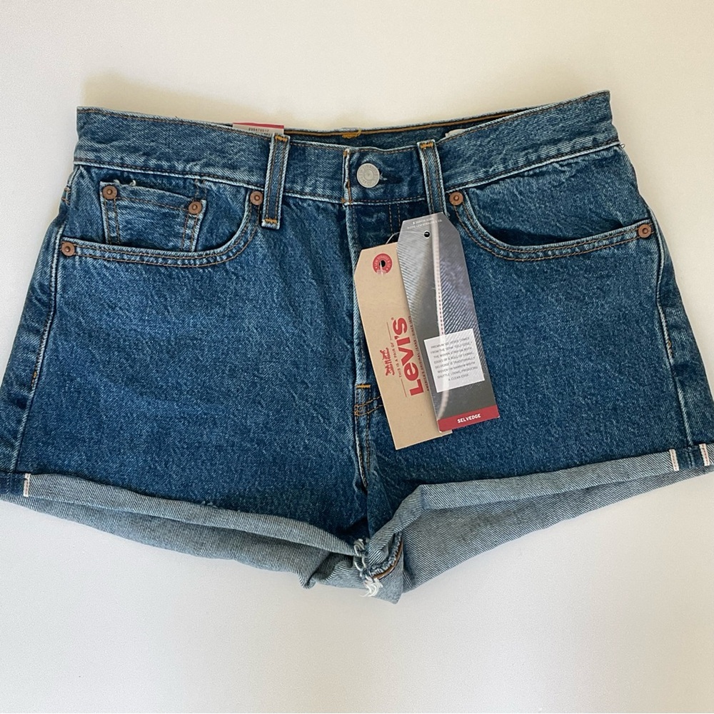 Levi’s Wedgie Fit High Rise Selvedge Jean Shorts 28